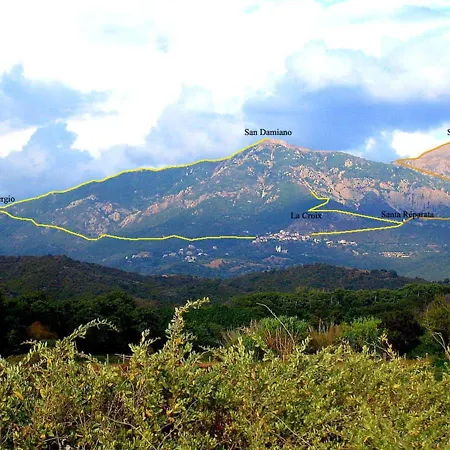Casa de Férias Holiday Home Acquangiu Sari-D'orcino